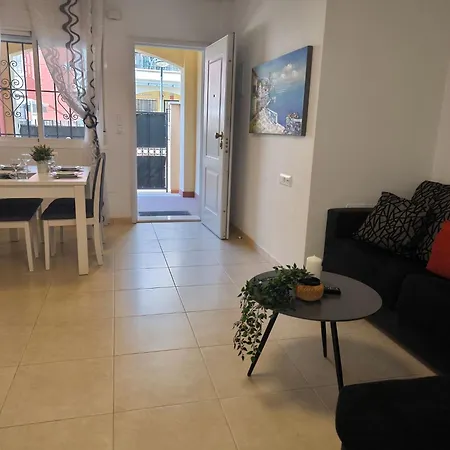 Pool Av Mancha Apartamento