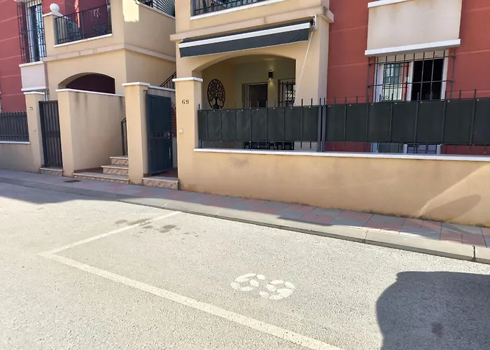 Pool Av Mancha تورّيفيِخا