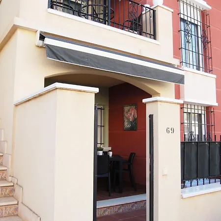 Pool Av Mancha * Torrevieja