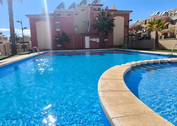 Pool Av Mancha Apartment *