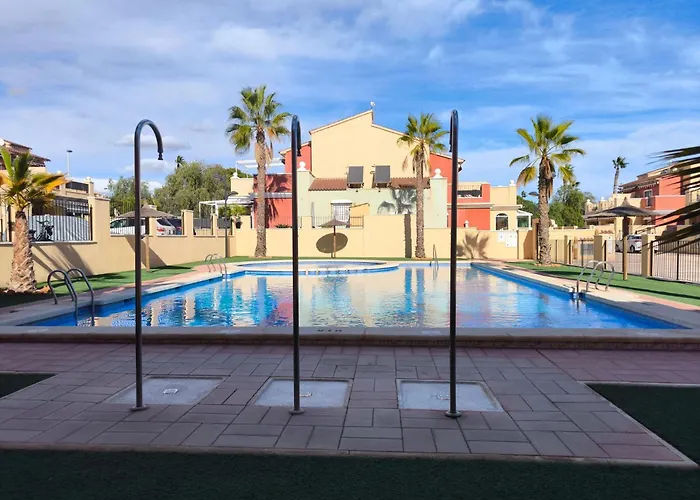 Pool Av Mancha Apartment Torrevieja