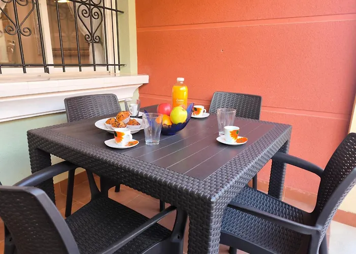 Pool Av Mancha * Torrevieja